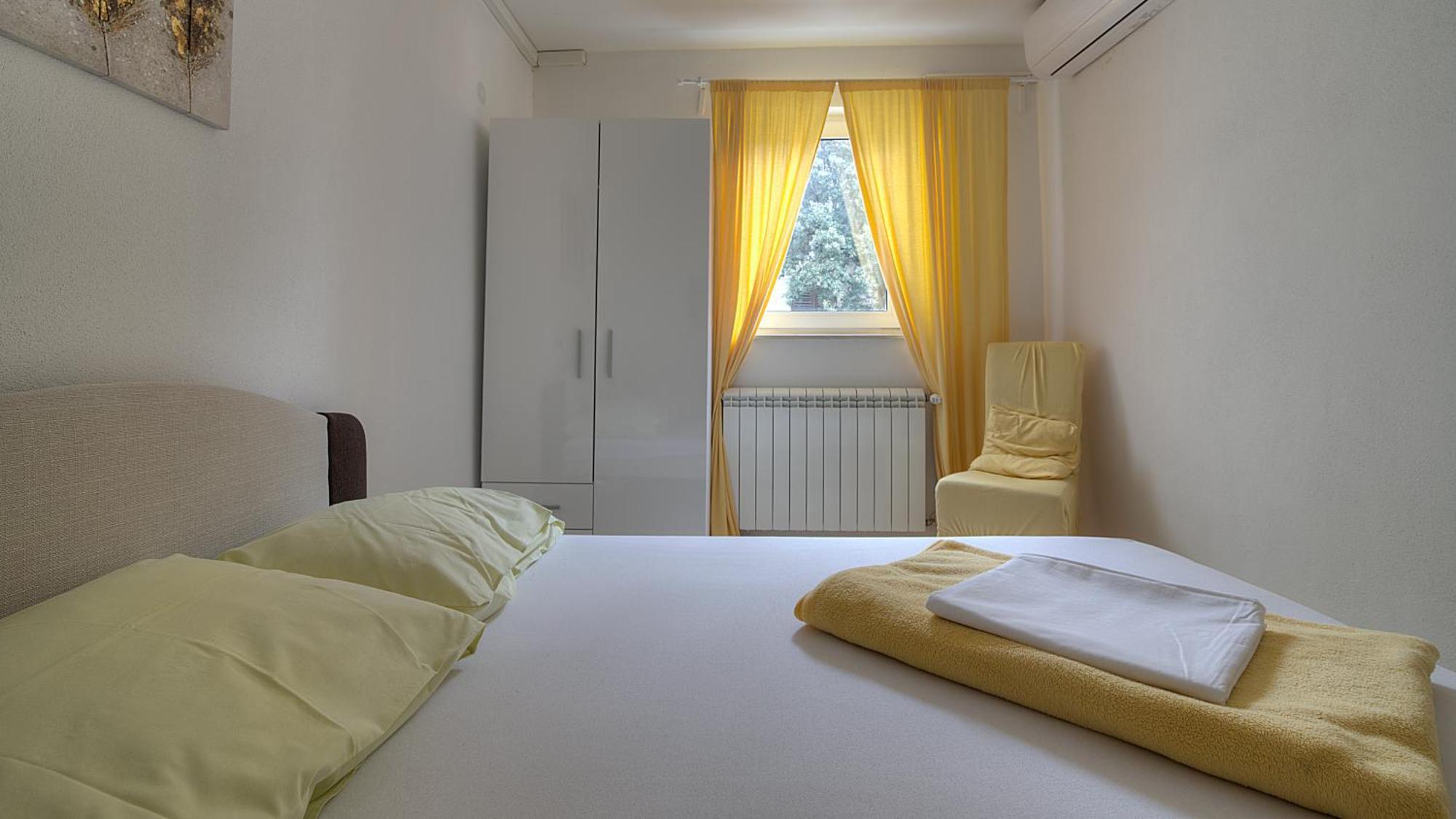 Apartments & Rooms Josephine Senj  Eksteriør billede