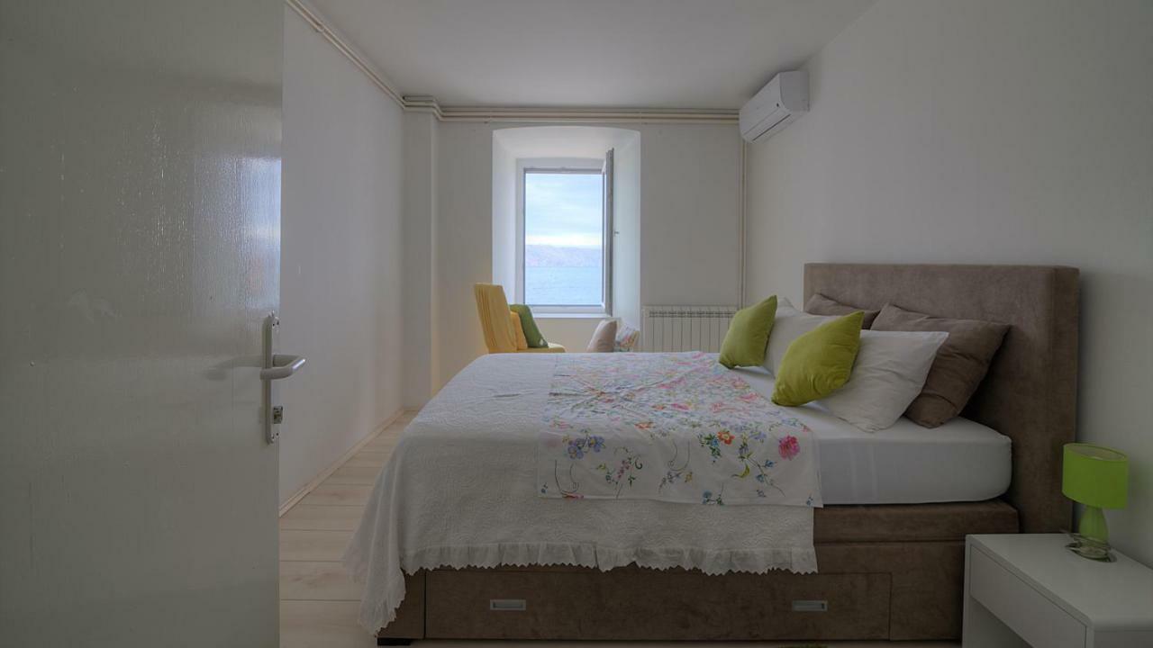 Apartments & Rooms Josephine Senj  Eksteriør billede